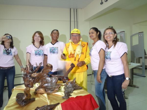 Acad&ecirc;micos do PARFOR realizam a I Expoarte da UFPI em Floriano(Imagem:FlorianoNews)