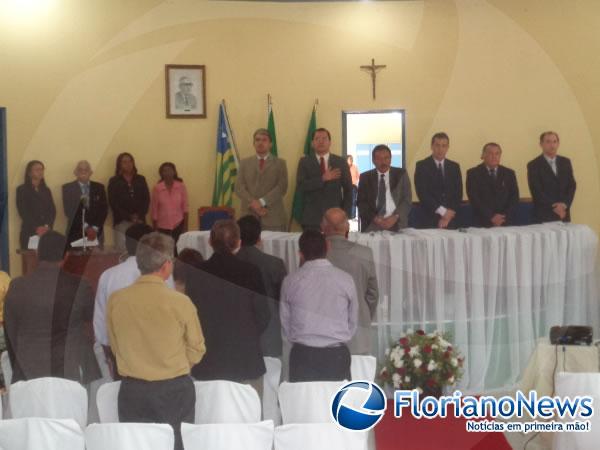 ereador Carlos Ant&ocirc;nio toma posse como presidente da C&acirc;mara de Floriano.(Imagem:FlorianoNews)