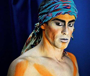 Acrobata do Cirque du Soleil morre durante apresentação