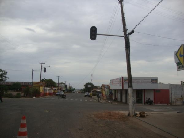 teste no semaforo da rodovi&aacute;ria(Imagem:reda&ccedil;&atilde;o)