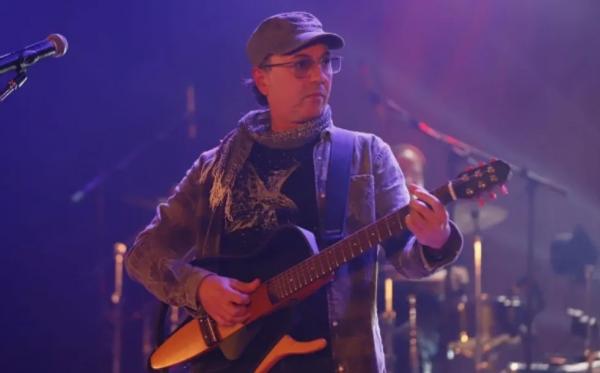 Zeca Baleiro fará shows em quatro cidades do Piauí; ingressos serão vendidos a partir desta quinta