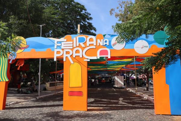 Feira na Praça terá esquenta para o jogo do Brasil com cultura, música e economia criativa