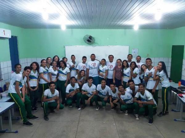 Instituto Nova Semente visita alunos da Unidade Escolar Bucar Neto