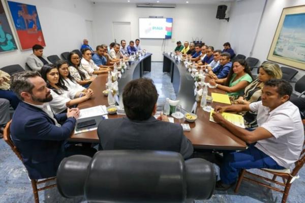 Governador re&uacute;ne lideran&ccedil;as de Demerval Lob&atilde;o e Porto e destaca educa&ccedil;&atilde;o para fortalecer seguran&ccedil;a p&uacute;blica.(Imagem:Divulga&ccedil;&atilde;o)