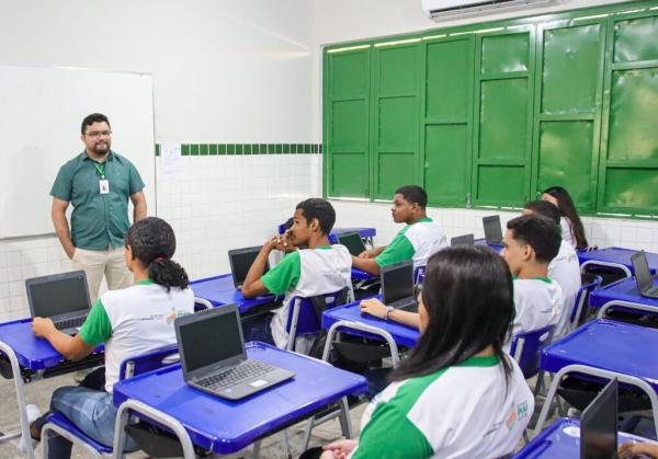 Mais de 200 profissionais são convocados para atuar na rede estadual de educação do Piauí