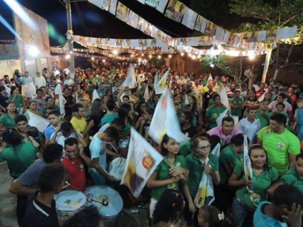 Deputado Gustavo Neiva participa de com&iacute;cio em Porto Alegre (Imagem:Assessoria SFBrasil)