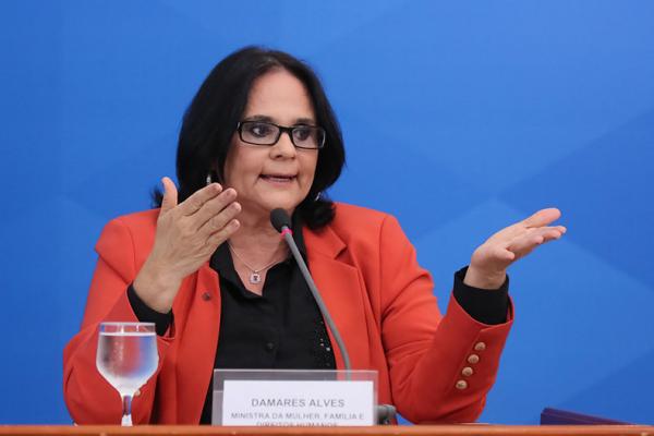 A menos de duas semanas do prazo para deixarem seus ministérios, há três ministros com o futuro eleitoral ainda incerto no primeiro escalão do governo. João Roma (Cidadania) e Dam(Imagem:Reprodução)