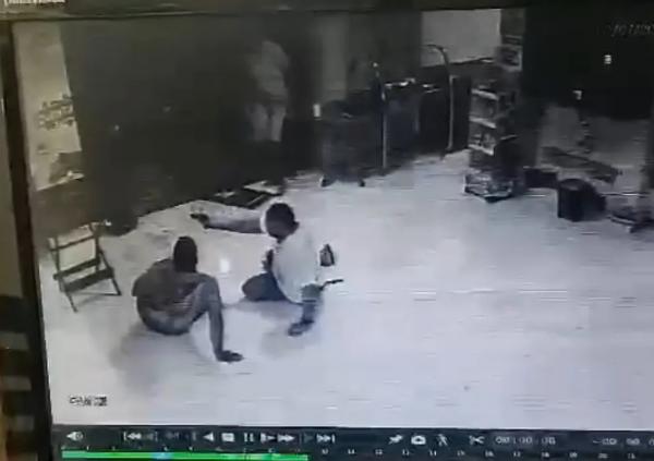 Homem é morto em tiroteio em loja de conveniência em Picos, no Piauí