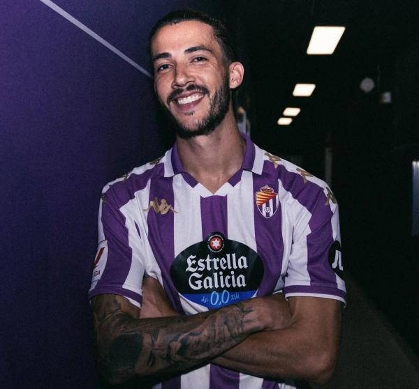 Gustavo Henrique vai ao CT do Corinthians e terá direitos repartidos entre três clubes