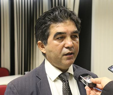 "Oposição quer o caos para tentar vencer a eleição", diz Francisco Limma