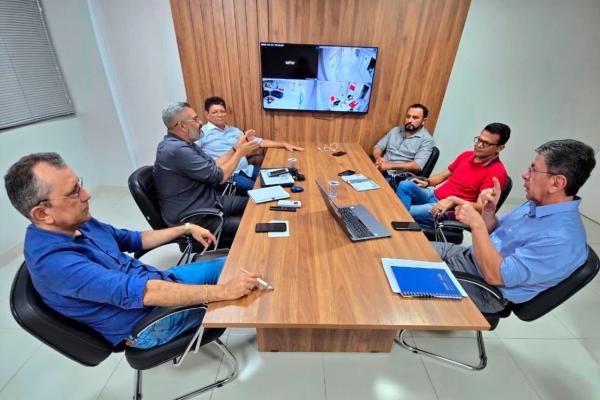 Governo do Piauí avança em projeto de vacinação contra peste suína e fortalecimento da suinocultura