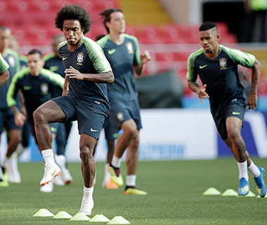 Brasil vai manter contra a Sérvia titulares da vitória sobre a Costa Rica