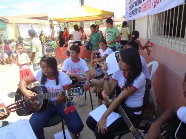 Movimento Outubro Rosa &eacute; realizado em Bar&atilde;o de Graja&uacute;.(Imagem:FlorianoNews)