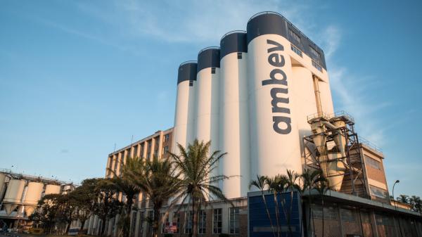 Justiça autoriza Ambev a produzir e distribuir bebidas alcoólicas