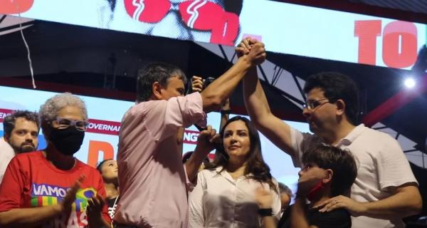  Candidato ao Senado Wellington Dias e o candidato ao governo Rafael Fonteles.(Imagem:Illana Serena/g1 Piau&iacute; )