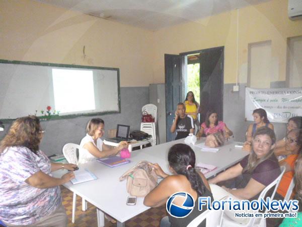 Unidade Escola Monsenhor Lindolfo realiza Encontro Pedag&oacute;gico.(Imagem:FlorianoNews)