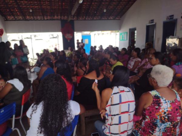 Escola Municipal de Floriano promove emocionante festa em homenagem &agrave;s m&atilde;es(Imagem:FlorianoNews)