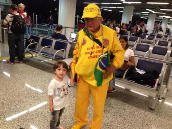 Rep&oacute;rter Amarelinho desembarca em Bras&iacute;lia.(Imagem:FlorianoNews)