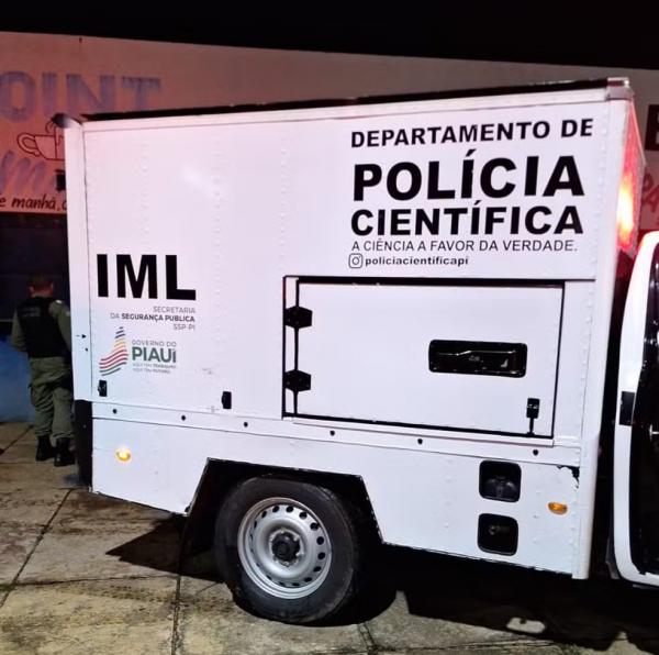Jovem é morto a tiros dentro de banheiro de quiosque no terminal rodoviário de Altos