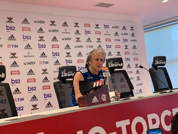 Jorge Jesus dá início ao 2020 do Flamengo e indica time principal contra o Resende, na segunda