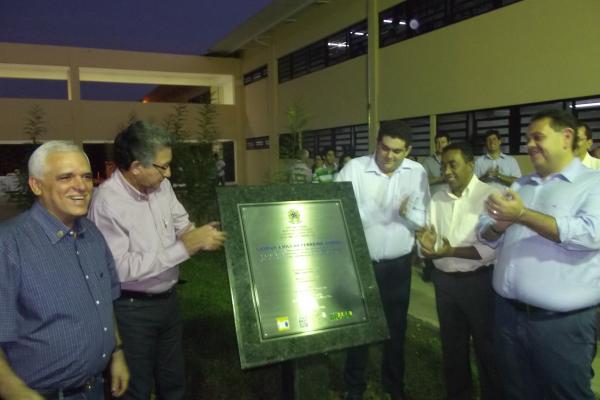 Inaugurada 1&ordf; etapa das obras de amplia&ccedil;&atilde;o da UFPI. (Imagem:FlorianoNews)