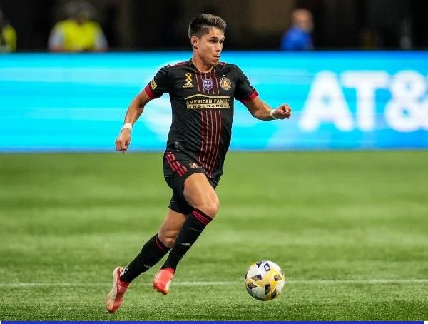 Flamengo move negociações para contratação de ponta-direita, ex-São Paulo