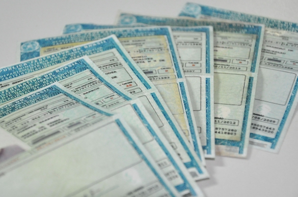 Detran-PI regulariza emissão de Carteira de Habilitação