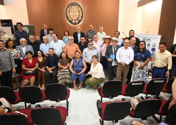APL recebe 2&ordm; Encontro de Academias Cong&ecirc;neres e celebra lan&ccedil;amentos liter&aacute;rios em manh&atilde; de integra&ccedil;&atilde;o cultural.(Imagem:Divulga&ccedil;&atilde;o)