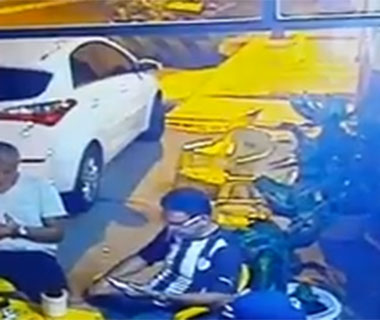 Câmera flagra momento em que segurança do governador é baleado