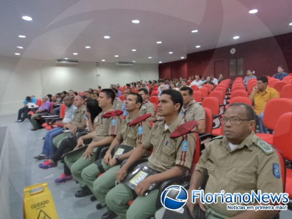 Floriano sedia I Forum do Conselho Comunit&aacute;rio de Seguran&ccedil;a P&uacute;blica.(Imagem:FlorianoNews)