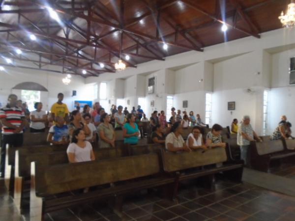 Alvorada e café comunitário marcam abertura do festejo de São José Operário em Floriano
