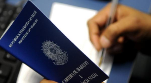 25% dos jovens brasileiros ouvidos em pesquisa não estudam e nem trabalham