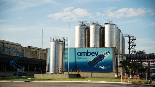 Ambev tem 300 vagas para Programas de Estágio e Trainee; inscrições vão até esta terça-feira (14)