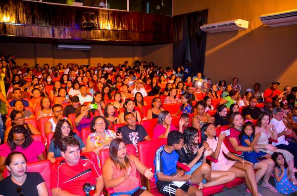 Realizada formatura solene do segundo m&oacute;dulo da Escola de Artes Maria Bonita do Grupo Cultura de Rua.(Imagem: M.K Fotos)