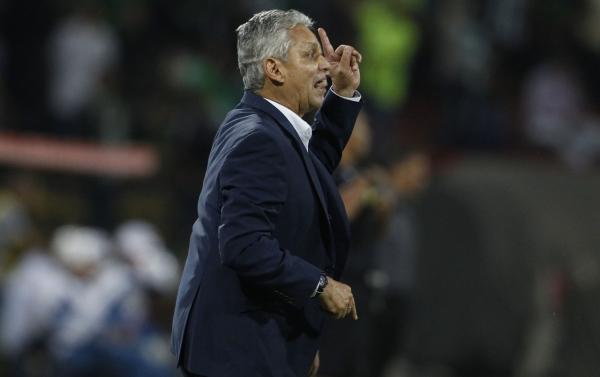 Flamengo negocia com Rueda para lugar de Zé Ricardo