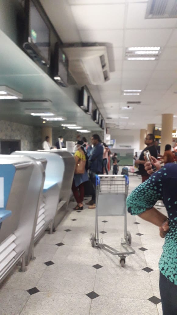 Azul cancela voo e passageiros ficam sem viajar no Aeroporto de Teresina