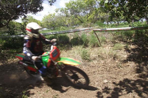1&ordm; Enduro no Povoado Santo Antonio.(Imagem:FlorianoNews)