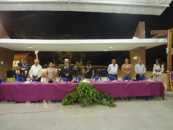 Lions Clube de Floriano celebra posse da nova diretoria