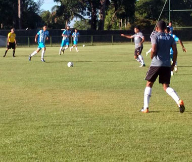 Santa Cruz goleia em jogo treino com gol de piauiense