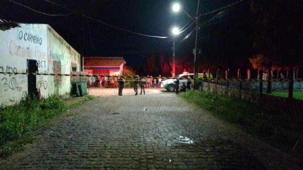 Jovem é perseguido e morto a tiros dentro de casa abandonada no Jardim Europa, em Teresina
