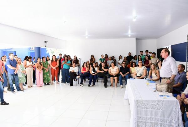 Prefeitura de Floriano entrega reforma do CAPS II e lança Caderneta da Saúde Mental(Imagem:Secom)