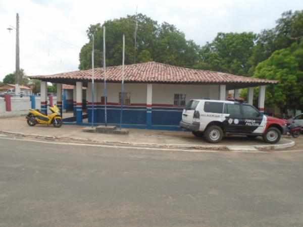 Motocicleta é tomada de assalto em Barão de Grajaú