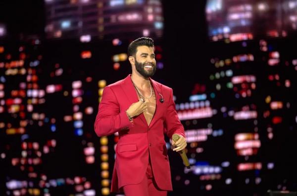 Gusttavo Lima apresenta sete músicas no EP ao vivo "Buteco Goiânia"