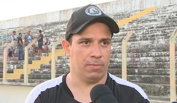  Toninho Pesso, t&eacute;cnico do Corisabb&aacute;.(Imagem: Rede Clube )