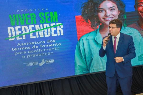Rafael Fonteles lan&ccedil;a Programa Viver Sem Depender com foco na reinser&ccedil;&atilde;o de dependentes qu&iacute;micos.(Imagem:Divulga&ccedil;&atilde;o)