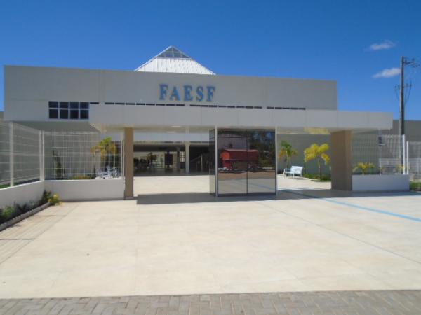 Faculdade de Floriano (FAESF).(Imagem:FlorianoNews)