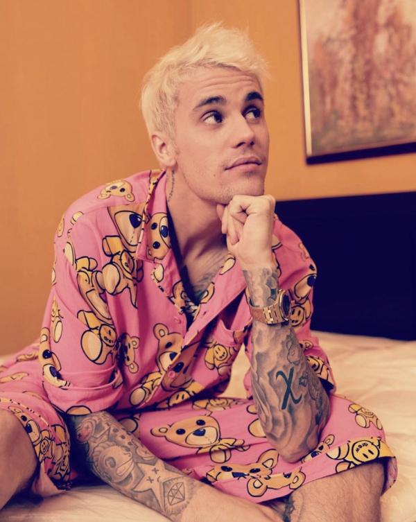 Justin Bieber anuncia turnê mundial para junho de 2021