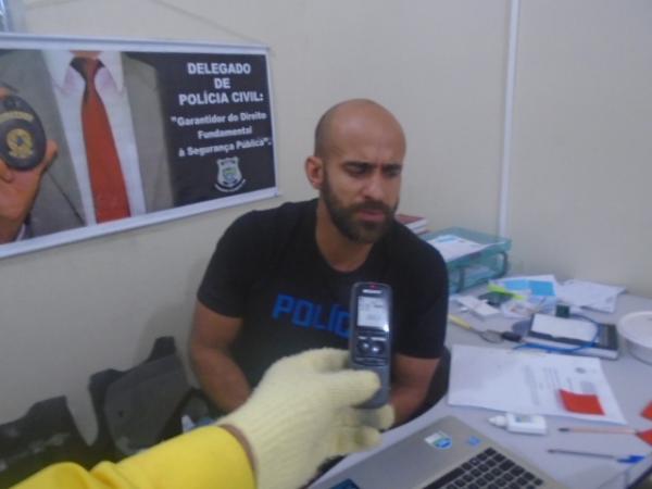 Delegado J&uacute;lio Castro, titular do 1&ordm; Distrito Policial.(Imagem:FlorianoNews)