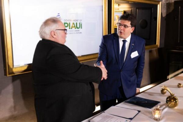 Rafael Fonteles assina acordo de coopera&ccedil;&atilde;o internacional na Est&ocirc;nia.(Imagem:Oleg Hartsenko)