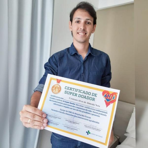 Piauiense doa medula óssea duas vezes em 3 meses para mesma pessoa e vira "Super Doador"